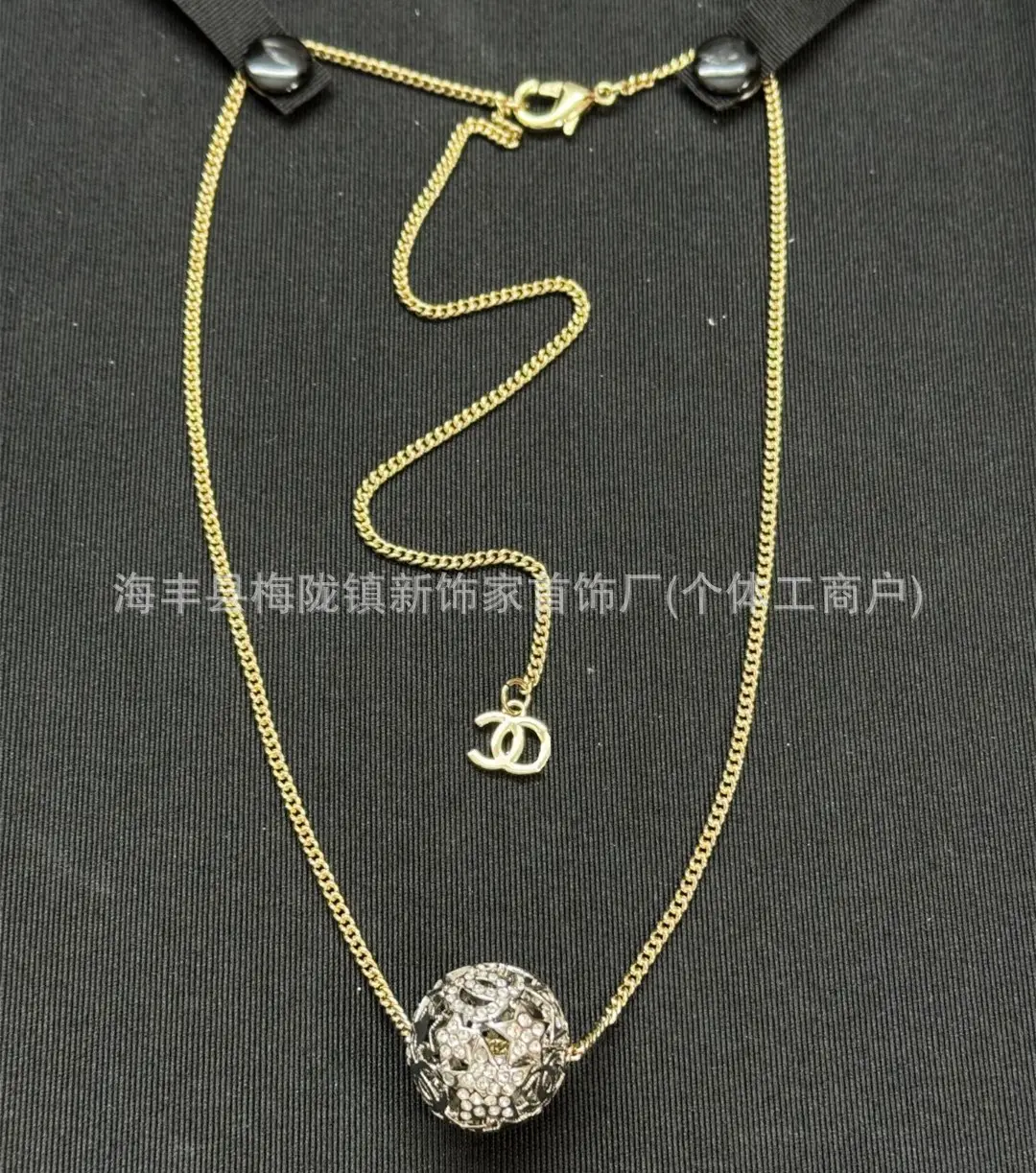 25B Pearl Heart Necklace with Letter Clavicle Chain - Image 65