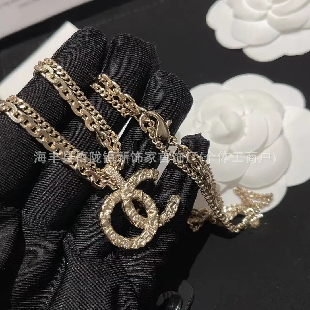 25B Pearl Heart Necklace with Letter Clavicle Chain - Image 9