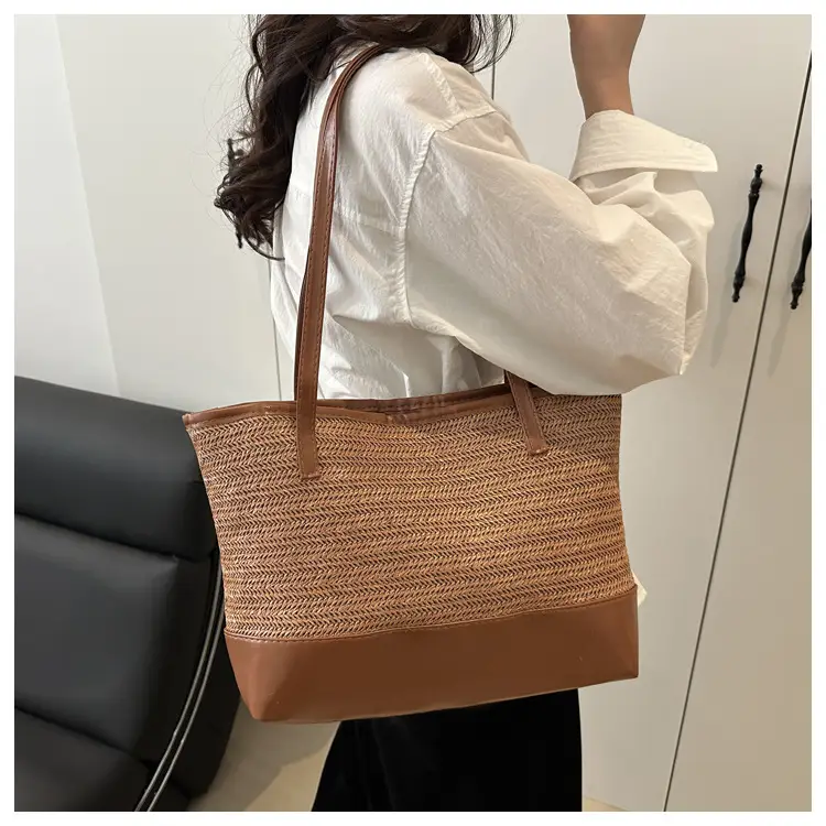 Women's Straw Shoulder Bag Large Capacity Beige — feature 13