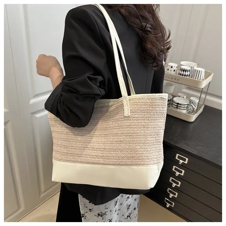 Women's Straw Shoulder Bag Large Capacity Beige — feature 8