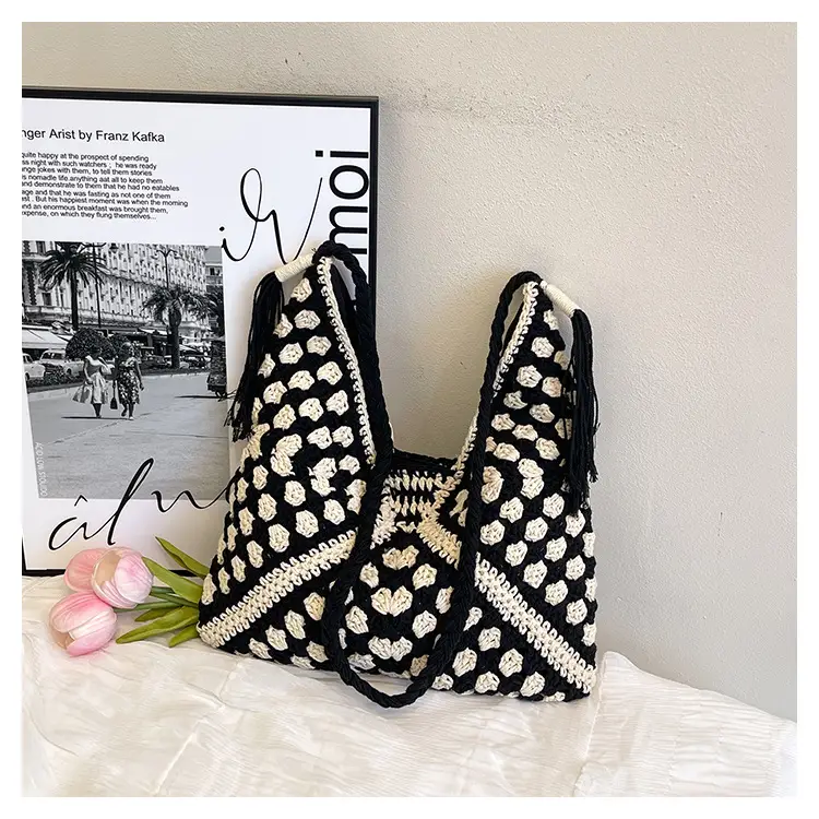Women's Woven Shoulder Bag Pastoral Style 2026 — feature 31