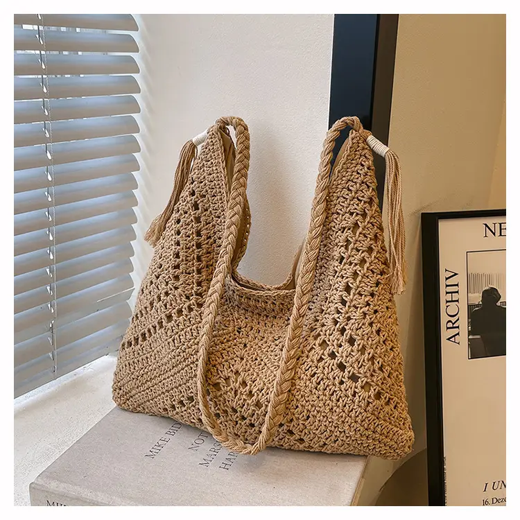 Women's Woven Shoulder Bag Pastoral Style 2026 — feature 41