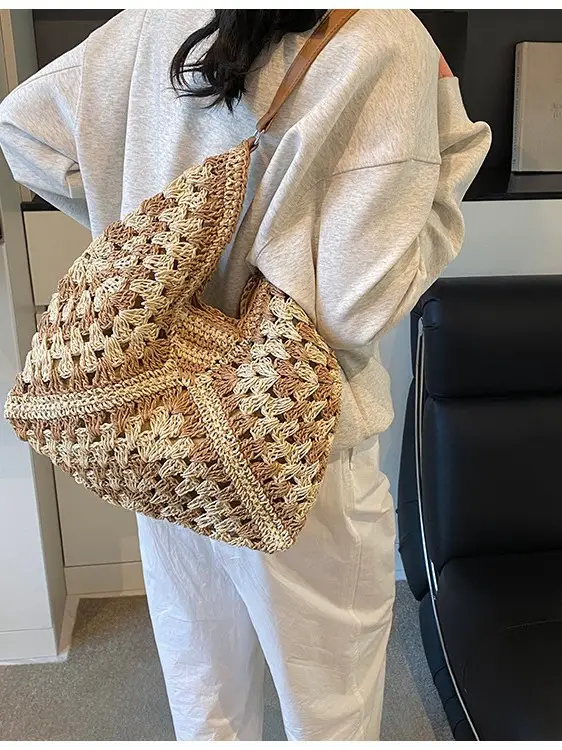 Women Crossbody Straw Bag Large Capacity Brown