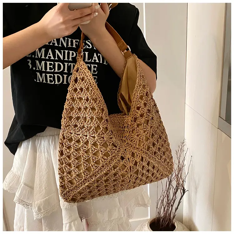 Women Crossbody Straw Bag Large Capacity Brown — feature 7