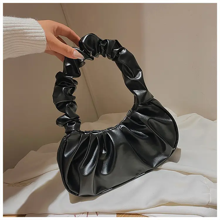 Cloud Pleated Women's Bag Black White 2023 — feature 39