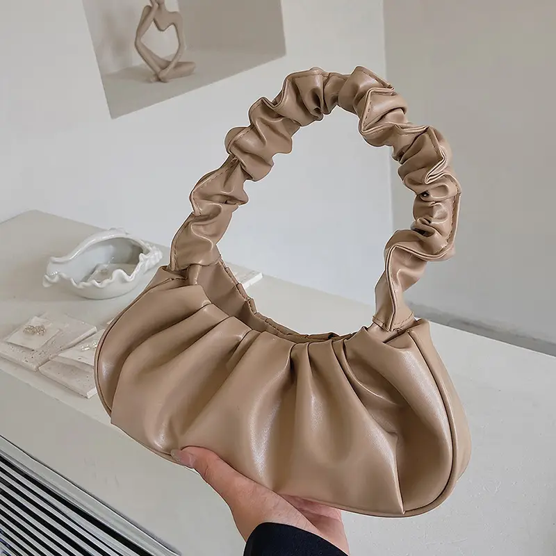 Cloud Pleated Women's Bag Black White 2023 - Image 7