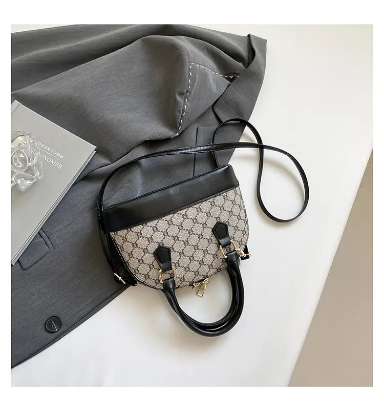 2025 New Spring Crossbody Bag with Retro Print & White Base — feature 27