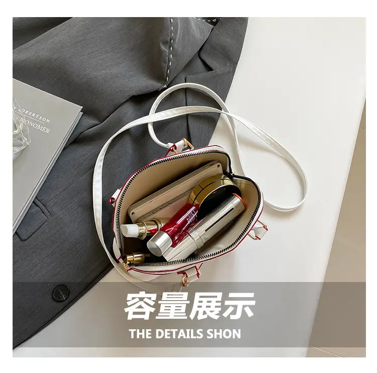 2025 New Spring Crossbody Bag with Retro Print & White Base — feature 7