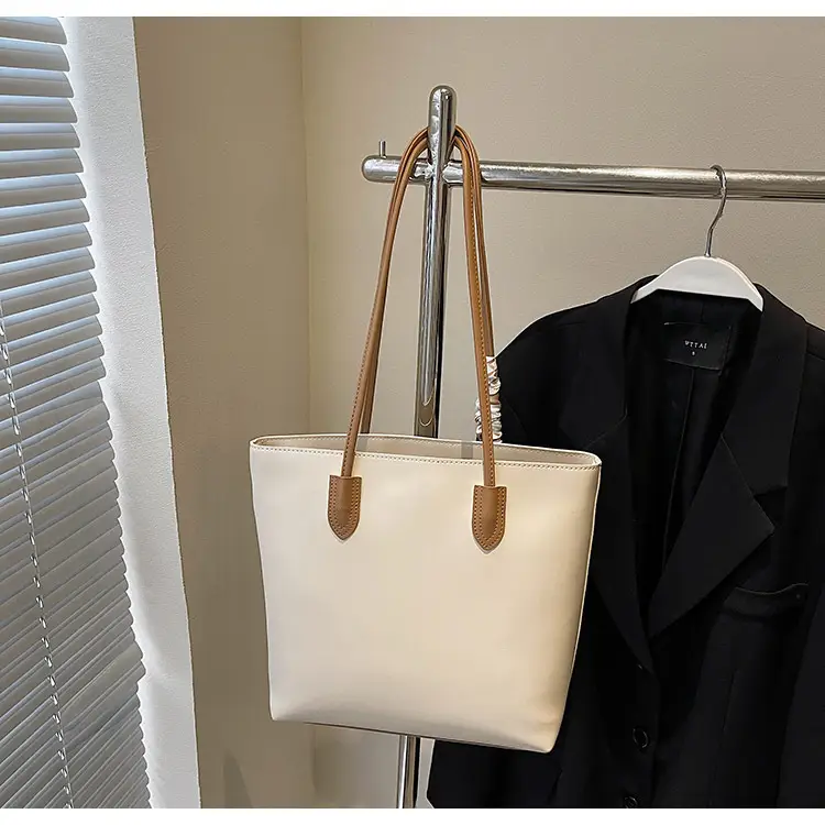 Black Women's Large Capacity Tote Bag with Adjustable Strap — feature 17