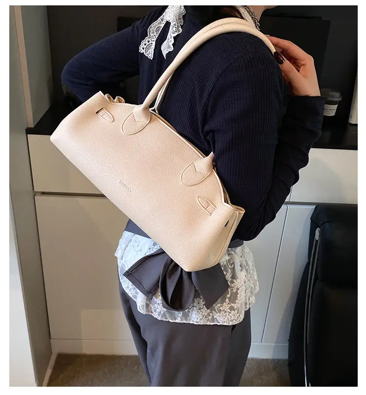 Black Korean Style Women's Tote Bag — feature 2