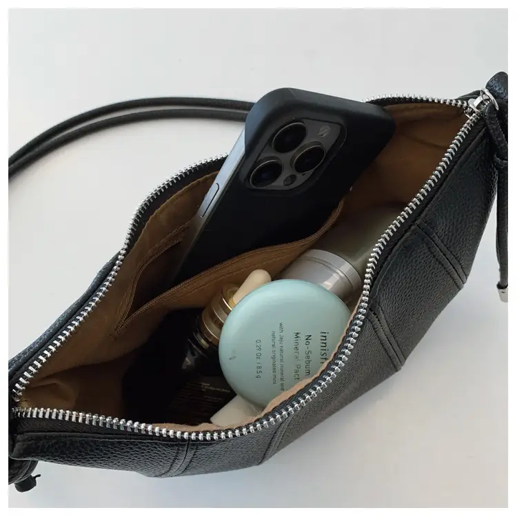 Women's Cream Crossbody Bag with Pearl Chain — feature 6