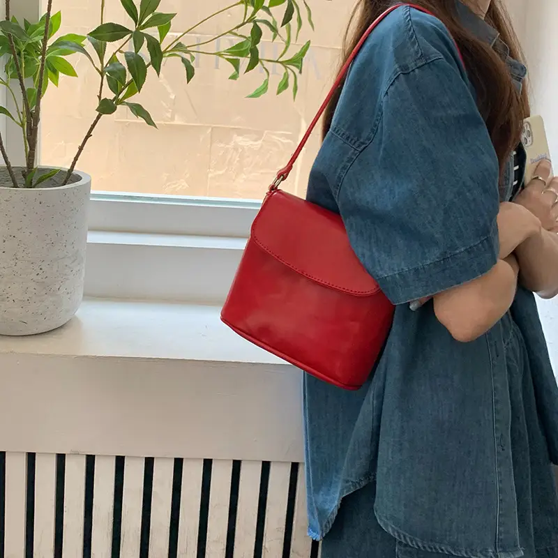 Red Korean Ins-Style Underarm Bag for Women — feature 11