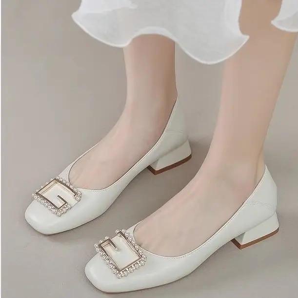French Square-Toe Single Shoes for Women 2026 Spring and Autumn New Style, Elegant, Fashionable, Versatile, Shallow Mouth, Chunky Heel, Low Heel, Professional Work Shoes - Image 4