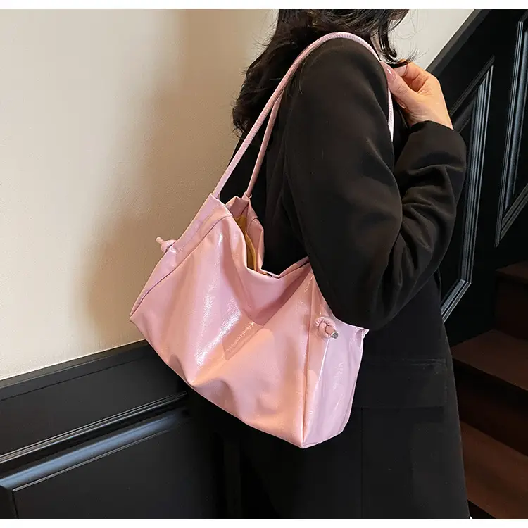 Large Capacity Korean Style Shoulder Bag Solid Color Elegant Design — feature 12