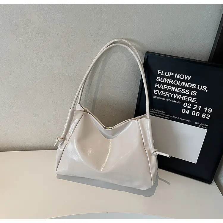 Large Capacity Korean Style Shoulder Bag Solid Color Elegant Design — feature 25