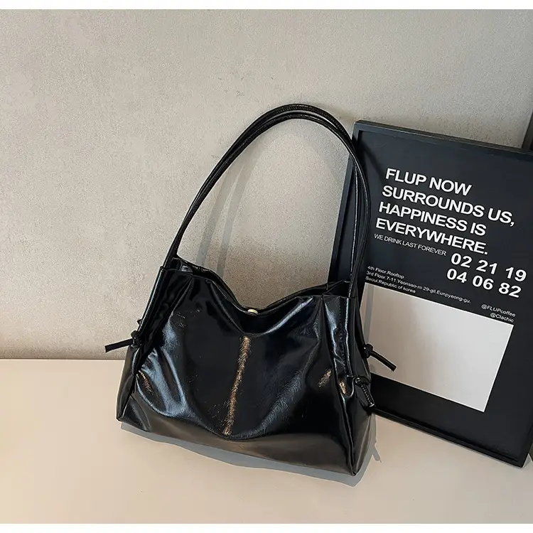 Large Capacity Korean Style Shoulder Bag Solid Color Elegant Design — feature 26