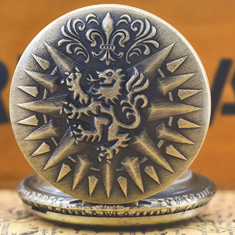 Gryffindor Quilted Pocket Watch with Chain — feature 13