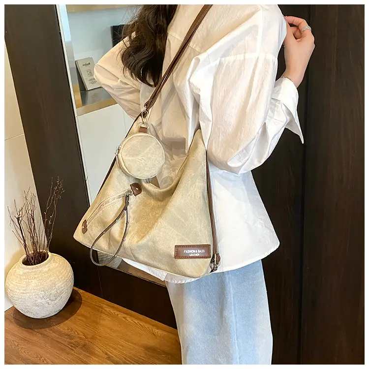 Luxury Blue Shoulder Tote Bag with Leather Strap & Pouch — feature 8