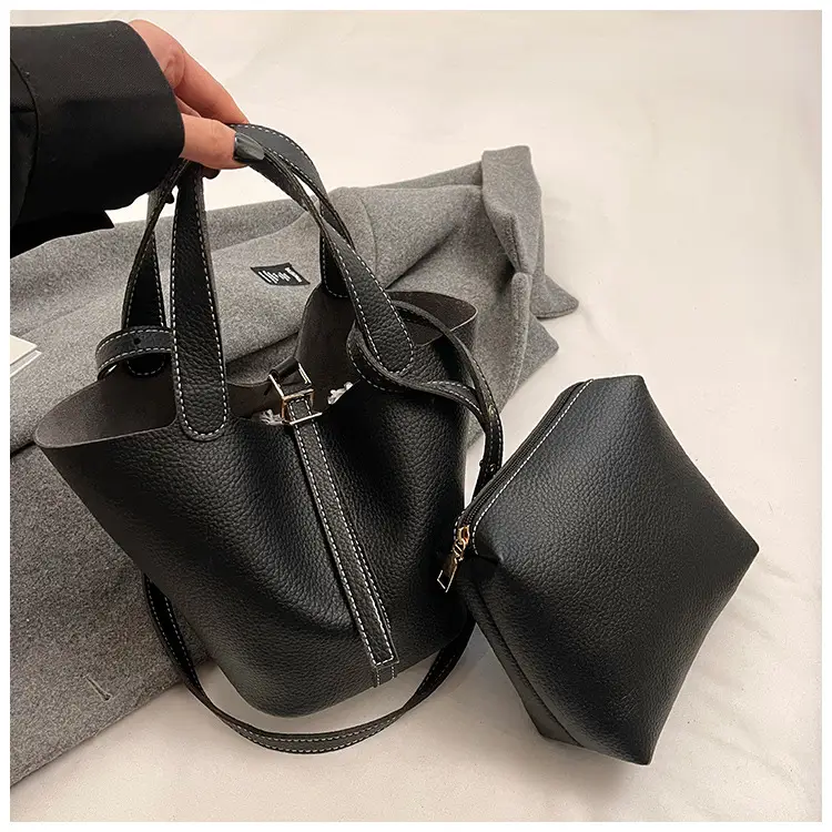 Brown Crossbody Women's Leather Tote Bag with Adjustable Strap — feature 32
