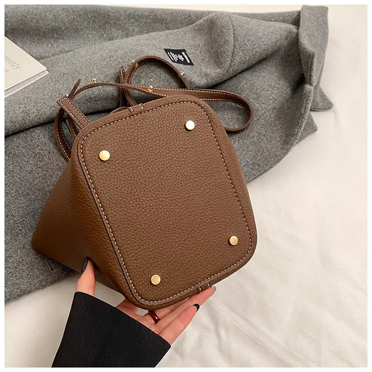 Brown Crossbody Women's Leather Tote Bag with Adjustable Strap — feature 7