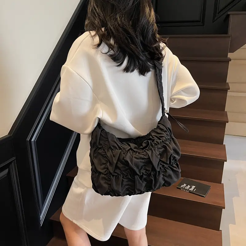 Korean Style Pleated Shoulder Bag Cream 2025