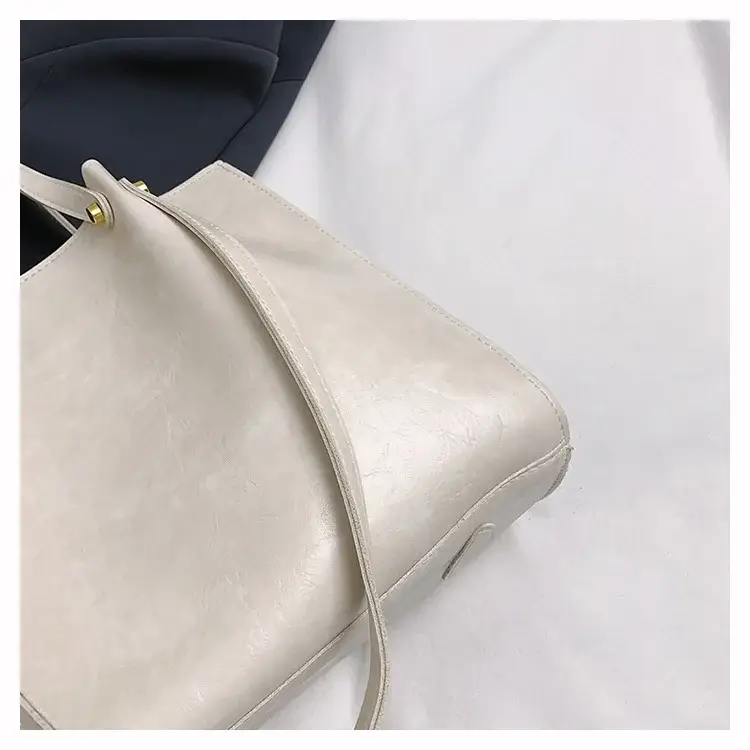 Women's White Leather Retro Tote Bag 2024 Winter — feature 21