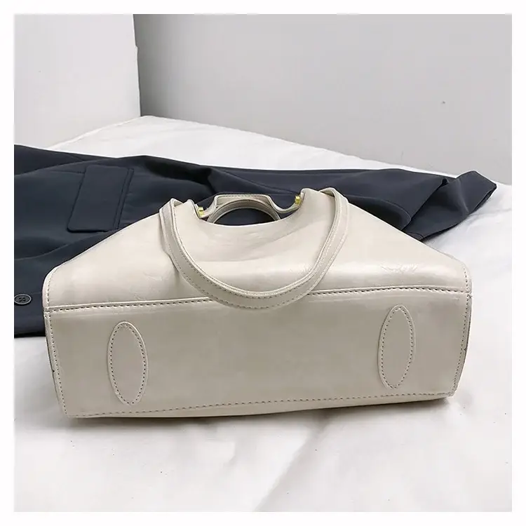 Women's White Leather Retro Tote Bag 2024 Winter — feature 22