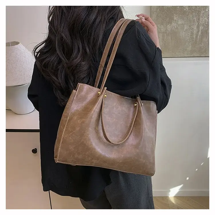 Women's White Leather Retro Tote Bag 2024 Winter — feature 36
