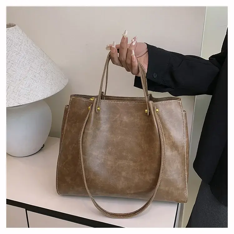 Women's White Leather Retro Tote Bag 2024 Winter — feature 38