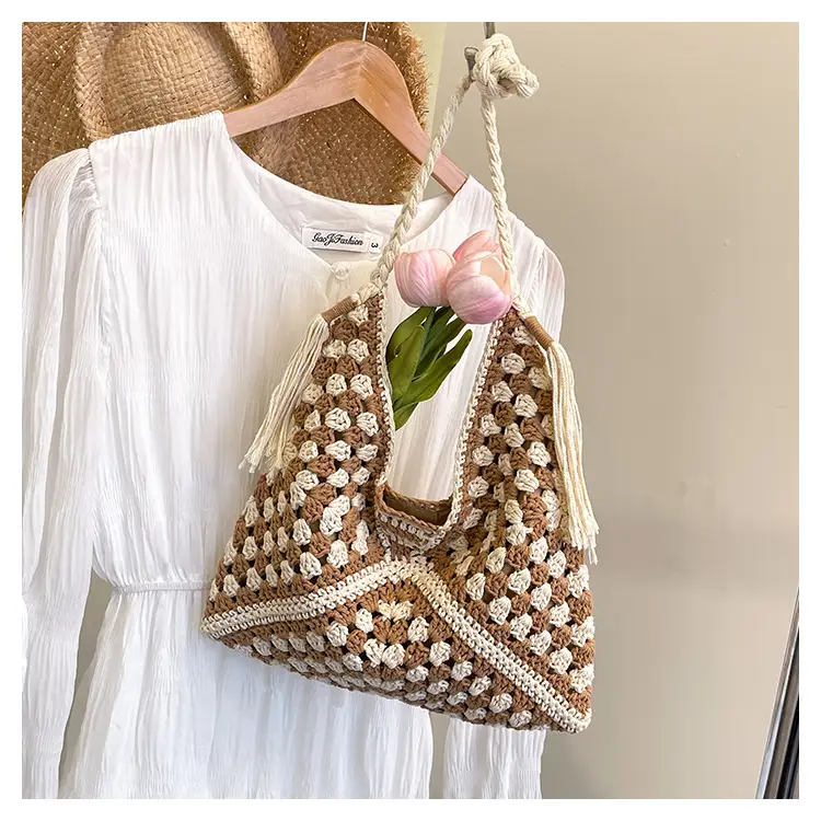 Women's Black Polka Dot Woven Shoulder Bag 2025 — feature 30