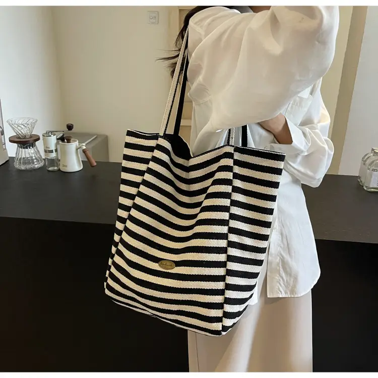 Striped Crossbody Bag for Women Large Capacity — feature 14