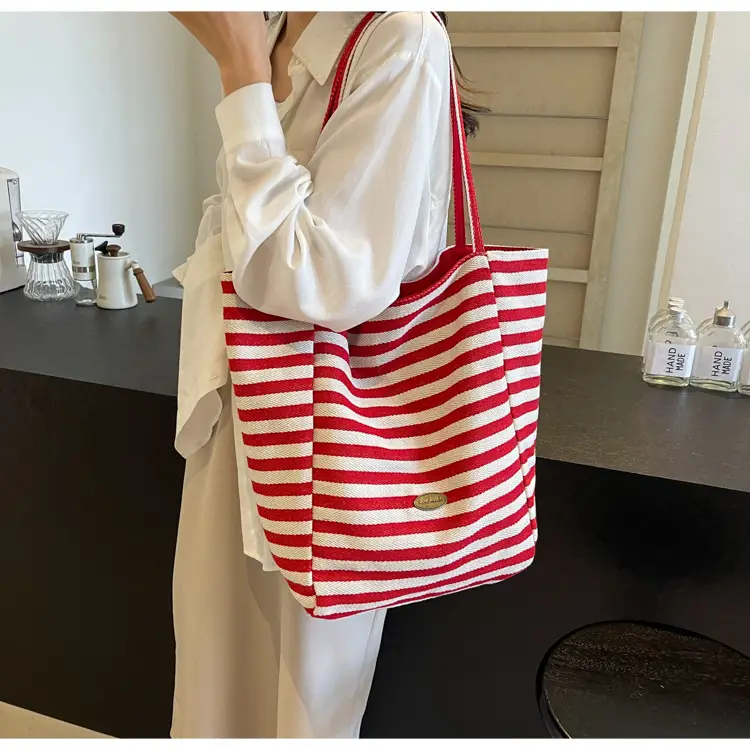 Striped Crossbody Bag for Women Large Capacity — feature 22