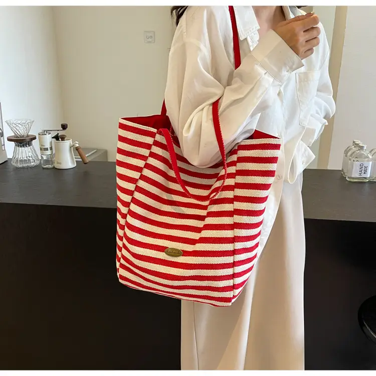 Striped Crossbody Bag for Women Large Capacity — feature 24