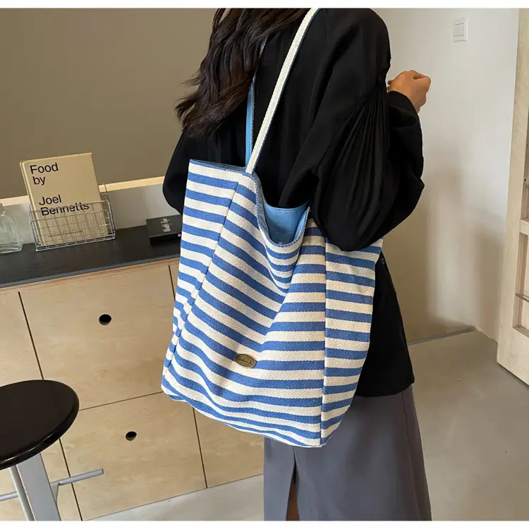 Striped Crossbody Bag for Women Large Capacity — feature 26