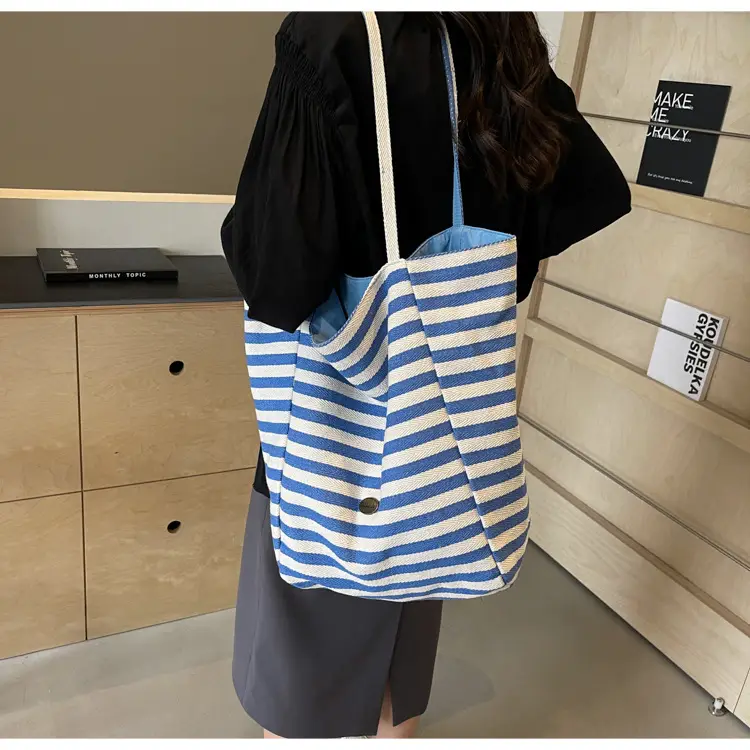 Striped Crossbody Bag for Women Large Capacity — feature 29