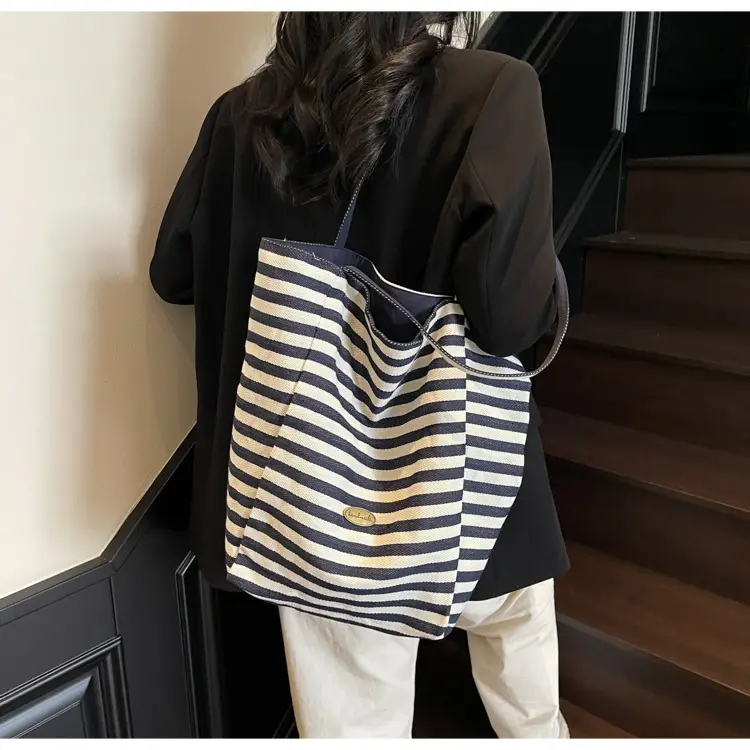 Striped Crossbody Bag for Women Large Capacity — feature 33