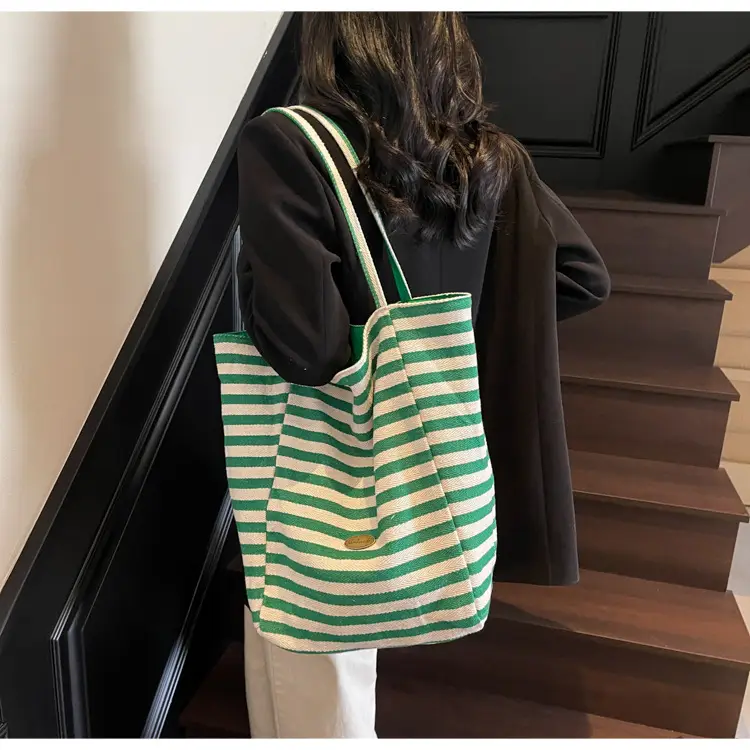Striped Crossbody Bag for Women Large Capacity — feature 41