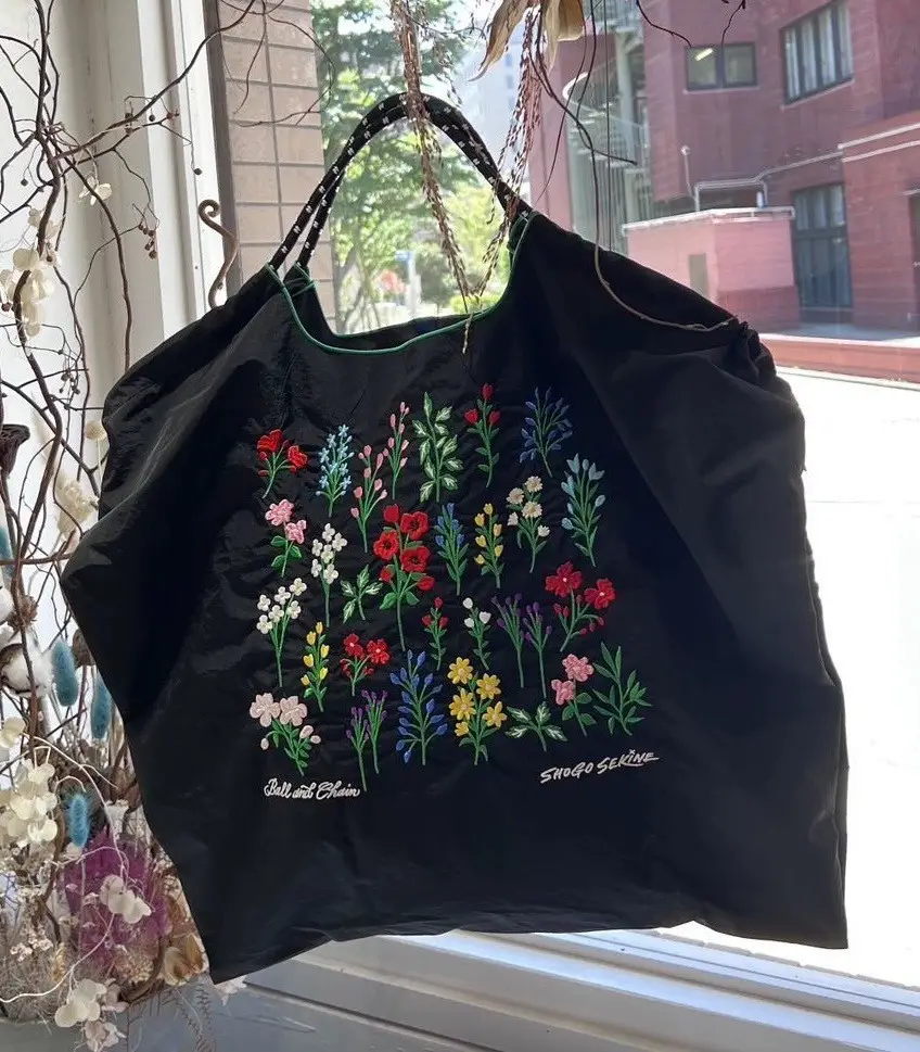 Pink Embroidered Shoulder Bag for Women luggage and leather goods - Image 107