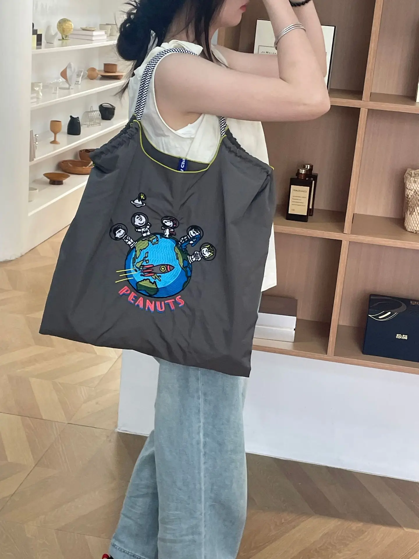 Pink Embroidered Shoulder Bag for Women luggage and leather goods - Image 115