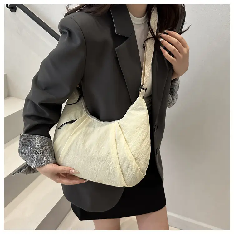 Trendy Nylon Underarm Bag 2025 Spring Summer Casual Shoulder Crossbody — feature 10