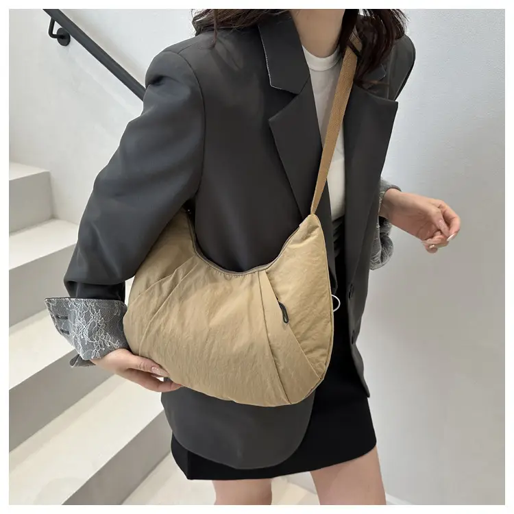 Trendy Nylon Underarm Bag 2025 Spring Summer Casual Shoulder Crossbody — feature 14