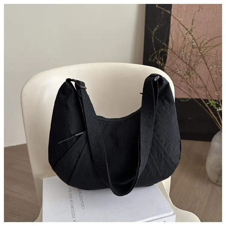 Trendy Nylon Underarm Bag 2025 Spring Summer Casual Shoulder Crossbody — feature 26