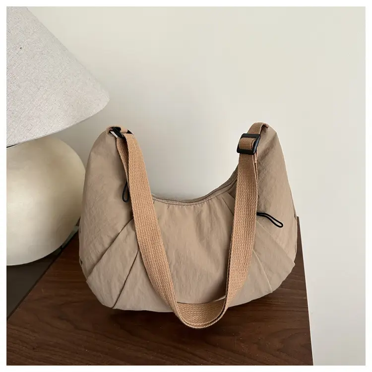 Trendy Nylon Underarm Bag 2025 Spring Summer Casual Shoulder Crossbody — feature 31
