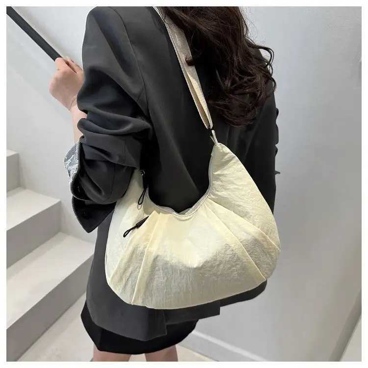 Trendy Nylon Underarm Bag 2025 Spring Summer Casual Shoulder Crossbody — feature 8