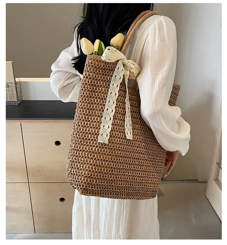 Women's Woven Shoulder Bag Brown New Spring 2025 — feature 1