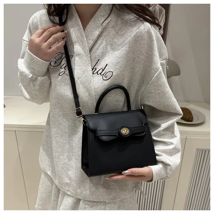 White Korean Style Square Handbag 2025 Spring — feature 9
