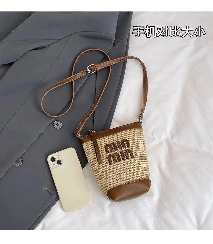 Women's Straw Mobile Phone Bag with Monogram Print — feature 5
