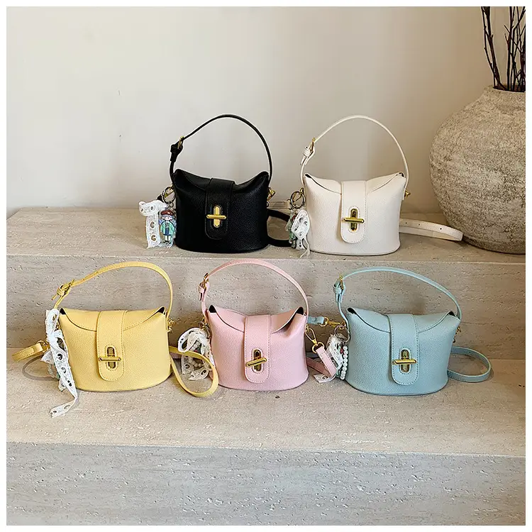 Pink Leather Shoulder Bag for Women 2025 — feature 1