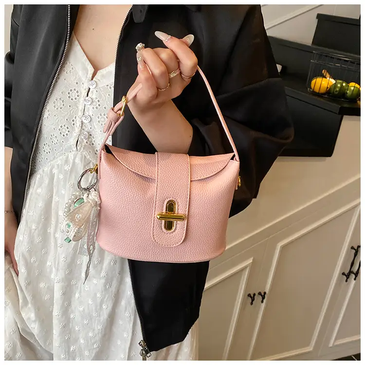 Pink Leather Shoulder Bag for Women 2025 — feature 16