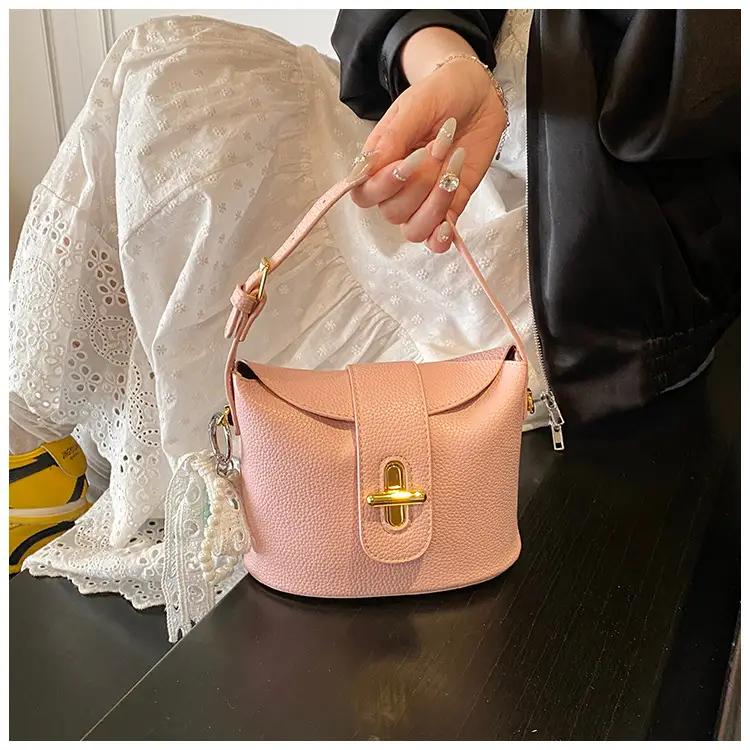 Pink Leather Shoulder Bag for Women 2025 — feature 18